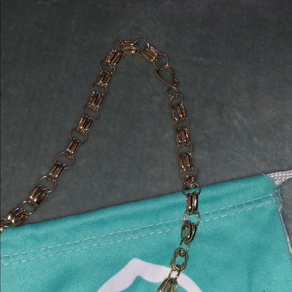 Kendra Scott Harlow Gold Statement Necklace - Picture 4 of 5